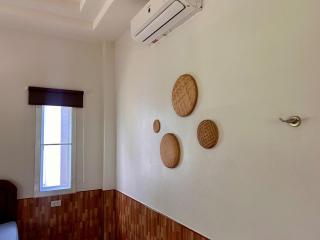 Spacious 1br White House - 8