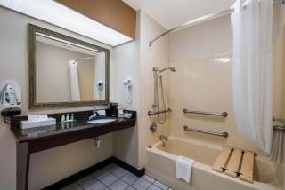Quality Inn Johnson City I-26 exit 17 - 2