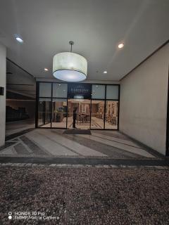 81 Newport NAIA Terminal 3 - 6