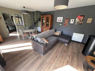 Le Petit Poisson Rouge, parking privé, et jardin - 9