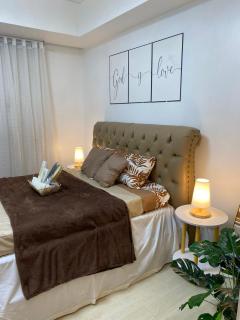 Dos Staycation- Azure urban resort - 1