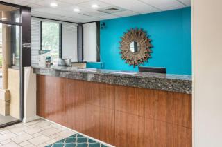 Econo Lodge Palm Coast Central - 3
