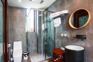 Book and Bed-ChongMing - 1