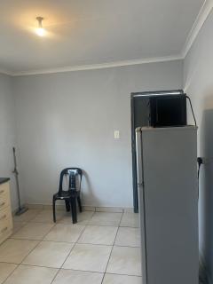 Dennilton Family House - 1
