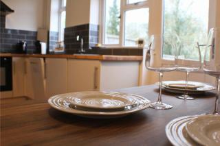 Clayton House - Your Base Near the M6 - 2