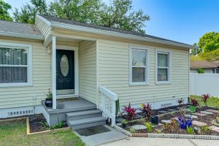 4 Mi to Hyde Park Village! Modern Escape w/ Yard - 7