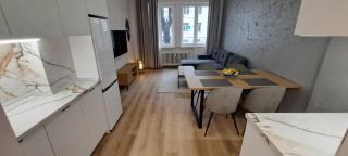 A Vibrant, Brand New Top Central Apartment - 0