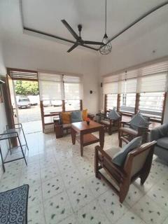 Sabi Yellow House at Prawirotaman - 6