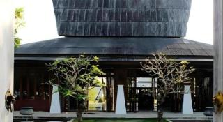 Chivaree Hotel and Resort - 4