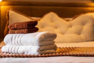 Entire studio comfortable stylish apartment in the heart of Frome near Longleat Bath BOA for 2plus - 2