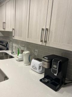 Authentic Suite - New Cozy 1 BR 1 Bath, 2 Guest - 9