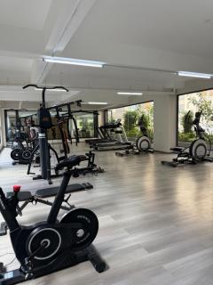 Cozy Private 1BR with Extra Bed and Workspace - 9