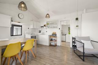 Kupe Cottage on Coopers Beach - 7