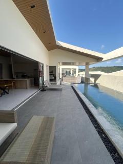 Villa Corniche - 3BR Peaceful Villa - 4