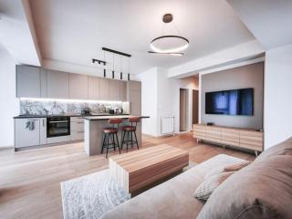 Stylish 1BR in Debar Maalo with Underground Parking - 0