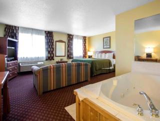 Quality Inn Mineral Point - 2