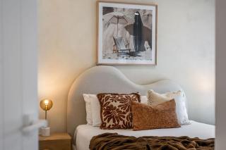 3 BR Apartment Ocean Views - 9