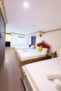 Crowne Hotel - Bui Vien Walking Street 1 - 2