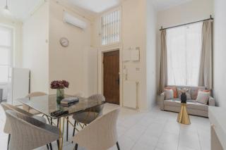 Light-Filled 3BR Retreat - Relaxing Family Apt - 1