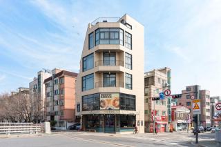 6인#홍대#DMC역#커플,가족,단체여행#프라이빗 감성숙소#Maison De Ellie - 2