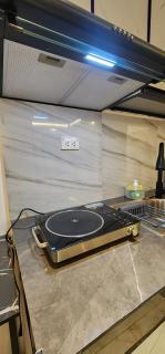 Yam's Little Lodge Unit Q 100 Mbps Wi-Fi - 7