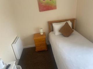 O'Loughlin's Bar - 6