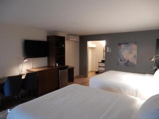 Dannys Hotel Suites; SureStay Collection by Best Western - Beresford - 8