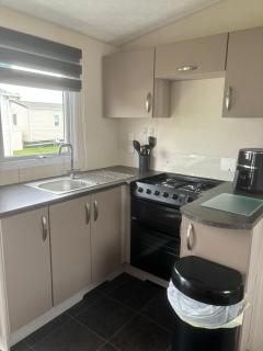 Beach Retreats, Romney Sands, Parkdean Resorts - 5