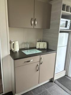 Beach Retreats, Romney Sands, Parkdean Resorts - 6