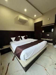 Hotel Golden Olive - 2