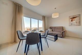 Grand Harbour House 4 Duplex PH With Harbour Views - 5