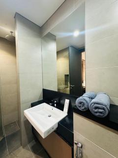 The Galaxy Suites kia peng - 6