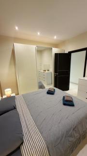 A cosy maisonette steps away from St Thomas Bay - 4