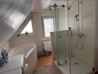 Gemütliche Dachgeschosswohnung im Herzen der Stadt - 4