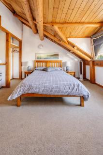 Yallingup Surfing wineries and restaurants - 9