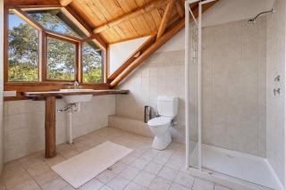 Yallingup Surfing wineries and restaurants - 2