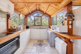 Yallingup Surfing wineries and restaurants - 4