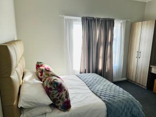 Stunning Home Away from Home - 8