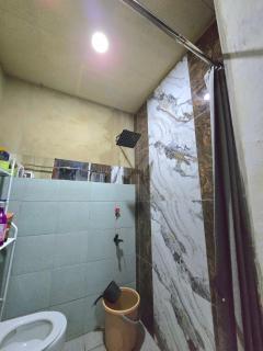 Budget AC Room near Basdako White Beach in moalboal cebu - shared bathroom - 2