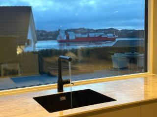 Nyoppusset - Sjøutsikt - Kajakker - jacuzzi - 3