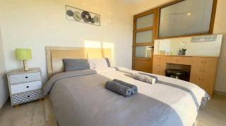 Davinci Seaview 2BDR Apartment Makenzy Larnaka - 1