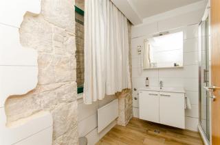 Apartment and Rooms Desideria - 1