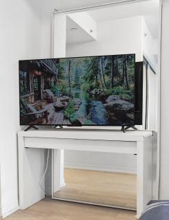 Absolute Heart of Toronto Electric Downtown Studio by Eaton Centre & Dundas Sq - 1