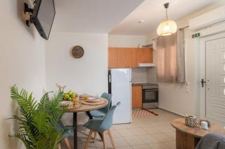 Anemelo Cosy Suite 5 Minutes Walk From The Beach - 1