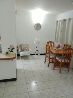 Golden Gem Cosy Apartment with pool & garden view - 1