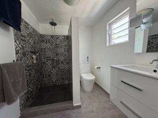 Spacious basement studio in tranquil nook - 8