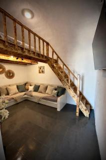 Loft Kaves Pool & Bar Suites - 3