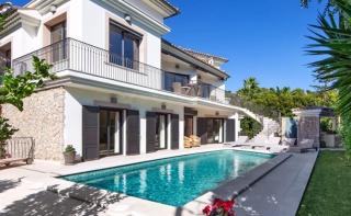 VillaCan Gorbio is an architectural jewel - 9