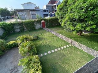 Air-conditioned villa with large garden in Akpakpa PK6 - 8