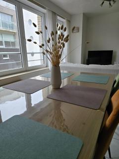 Bright and Cozy Sea and Harbour View Stay - 4p - 7